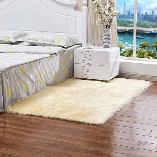 tapis fourrure beige